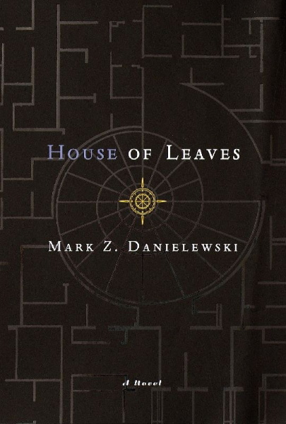 Buchcover und Innenansicht für das Buch: House of Leaves. The Remastered, Full-Color Edition