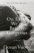 Buchcover und Innenansicht für das Buch: On Earth We're Briefly Gorgeous