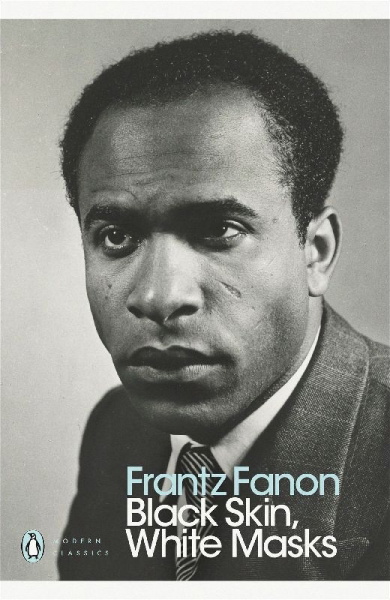Buchcover und Innenansicht für das Buch: Peau noire, masques blancs