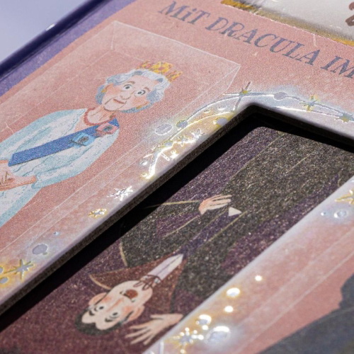 Buchcover und Innenansicht für das Buch: Plötzlich wach! 2: Mit Dracula im Dunkeln munkeln