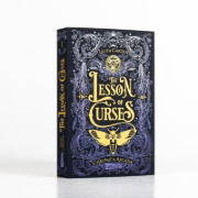 Buchcover und Innenansicht für das Buch: The Lesson of Curses (Chronica Arcana 1)