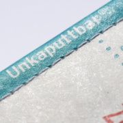 Buchcover und Innenansicht für das Buch: Unkaputtbar: Erstes Wissen: Zahnbürste, Töpfchen und Badewanne 