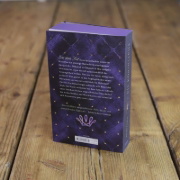 Buchcover und Innenansicht für das Buch: Bitterblue