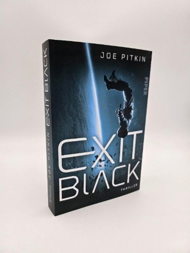 Buchcover und Innenansicht für das Buch: Exit Black