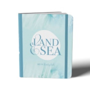 Buchcover und Innenansicht für das Buch: Reisetagebuch zum selber Schreiben inkl. Postkarten, Sammeltasche und herausnehmbaren Reiseplaner. Hardcover Urlaubstagebuch mit inspirierenden Zitaten zum Ausfüllen für bis zu 3 Wochen, inkl. Reisetipps. Stay Inspired! by Lisa Wirth