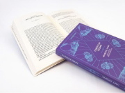 Buchcover und Innenansicht für das Buch: "Darling Jane". Jane Austen - eine Biographie