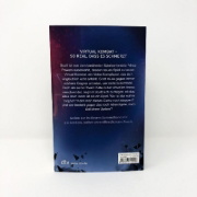 Buchcover und Innenansicht für das Buch: Cyborg