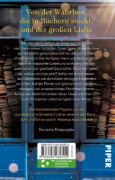 Buchcover und Innenansicht für das Buch: The Echo of Old Books