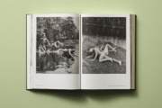 Buchcover und Innenansicht für das Buch: Bruce Weber. My Education
