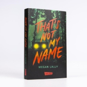 Buchcover und Innenansicht für das Buch: That's not my name