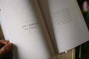 Buchcover und Innenansicht für das Buch: Blühende Worte. Dein Bibellese-Journal