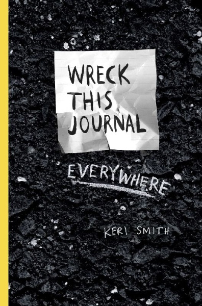 Buchcover und Innenansicht für das Buch: Wreck This Journal Everywhere