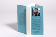 Buchcover und Innenansicht für das Buch: The Daughter of Auschwitz