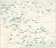 Buchcover und Innenansicht für das Buch: Camperglück Die besten Campingplätze für Genießer Zu Gast bei Winzern, Brauern, Hofläden und Gasthöfen