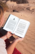Buchcover und Innenansicht für das Buch: Mentale Stärke durch Yoga