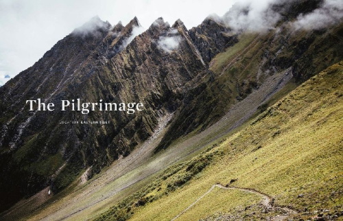 Buchcover und Innenansicht für das Buch: Call of the Mountains