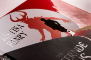 Buchcover und Innenansicht für das Buch: The House that Horror Built