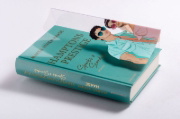 Buchcover und Innenansicht für das Buch: Hamptons Prestige - Sparks & Scandals