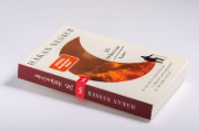 Buchcover und Innenansicht für das Buch: Halvmördaren. Krönika över Adalbert Hanzon, i nutid och dåtid, författad av honom själv
