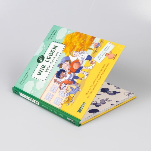 Buchcover und Innenansicht für das Buch: Wir leben - wir denken