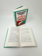 Buchcover und Innenansicht für das Buch: Shrink Solves Murder