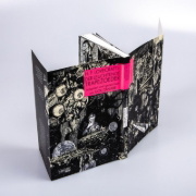 Buchcover und Innenansicht für das Buch: Yami ni Hau Mono Lovecraft Kessakushu
