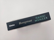 Buchcover und Innenansicht für das Buch: Honigstaat