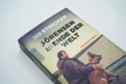 Buchcover und Innenansicht für das Buch: Sörensen am Ende der Welt