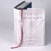 Buchcover und Innenansicht für das Buch: Villa Sternbald oder Die Unschärfe der Jahre