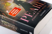 Buchcover und Innenansicht für das Buch: Pearl. Königin der Meere