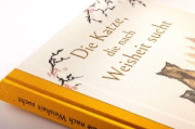 Buchcover und Innenansicht für das Buch: The Cat Who Taught Zen