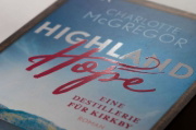 Buchcover und Innenansicht für das Buch: Highland Hope 3 - Eine Destillerie für Kirkby