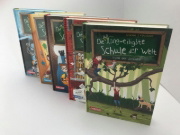 Buchcover und Innenansicht für das Buch: Die unlangweiligste Schule der Welt 5: Duell der Schulen