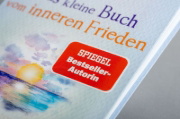 Buchcover und Innenansicht für das Buch: The Little Book of Spiritual Bliss