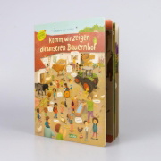 Buchcover und Innenansicht für das Buch: Komm, wir zeigen dir unseren Bauernhof (Constanze von Kitzings Wimmelgeschichten 3)