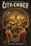 Buchcover und Innenansicht für das Buch: The City of Ember