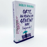 Buchcover und Innenansicht für das Buch: The Places I've Cried in Public
