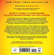 Buchcover und Innenansicht für das Buch: Pre-Suasion