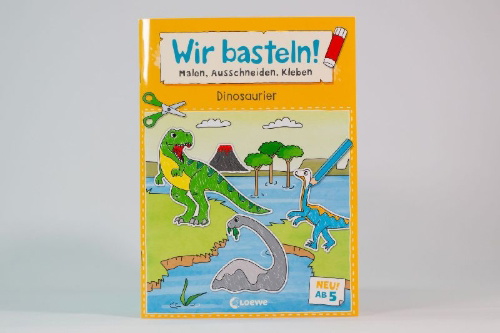 Buchcover und Innenansicht für das Buch: Wir basteln! ab 5 Jahren - Malen, Ausschneiden, Kleben - Dinosaurier
