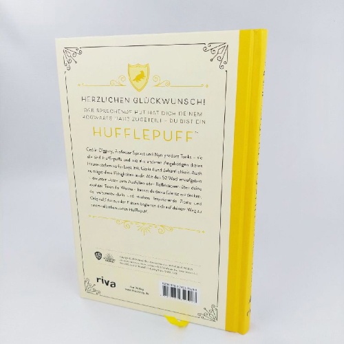 Buchcover und Innenansicht für das Buch: Harry Potter: Loyal wie ein Hufflepuff