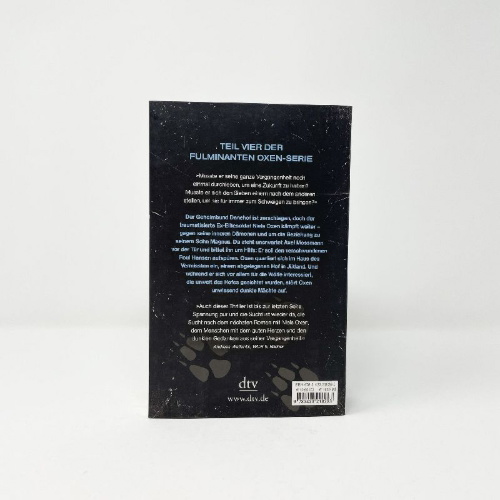 Buchcover und Innenansicht für das Buch: Lupus