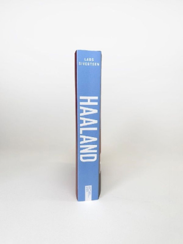 Buchcover und Innenansicht für das Buch: Haaland. Die Biografie
