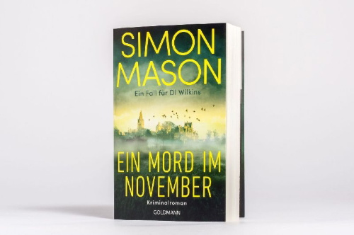 Buchcover und Innenansicht für das Buch: A Killing in November