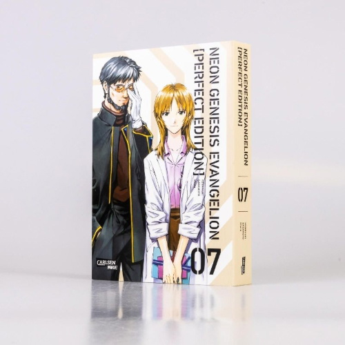 Buchcover und Innenansicht für das Buch: Aizouban Neon Genesis Evangelion