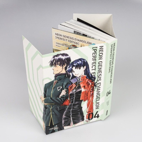 Buchcover und Innenansicht für das Buch: Aizouban Neon Genesis Evangelion