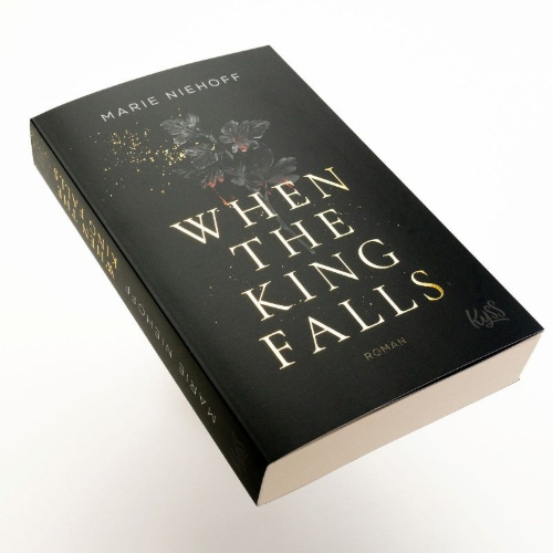 Buchcover und Innenansicht für das Buch: When The King Falls