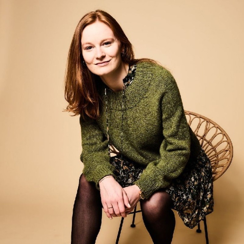 Buchcover und Innenansicht für das Buch: Easy Knits - Pullover
