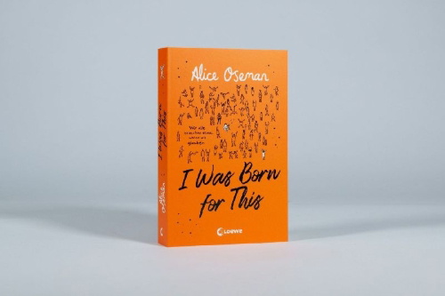 Buchcover und Innenansicht für das Buch: I Was Born for This (deutsche Ausgabe)