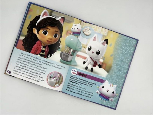 Buchcover und Innenansicht für das Buch: Welcome to Gabby's Dollhouse (With Headband)