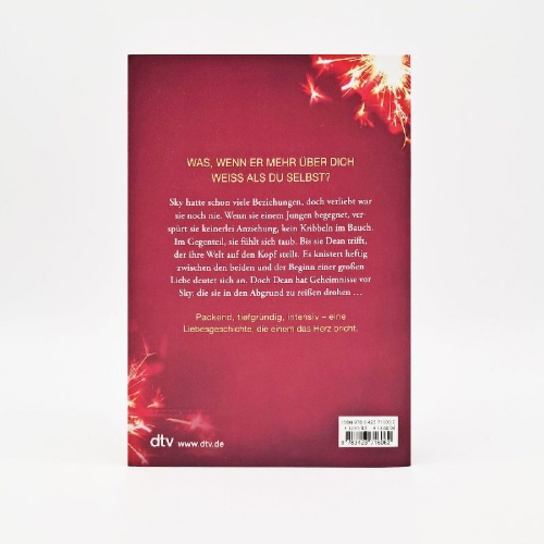 Buchcover und Innenansicht für das Buch: Hopeless (Simon & Schuster Inc., New York, 2012)